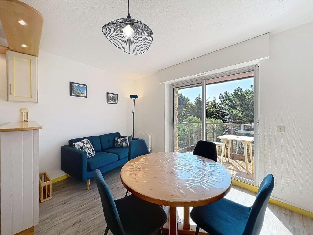 Quiberon : Charmant Duplex 2 Pièces pour 4 pers. avec Balcon et Parking - FR-1-478-40 - 1