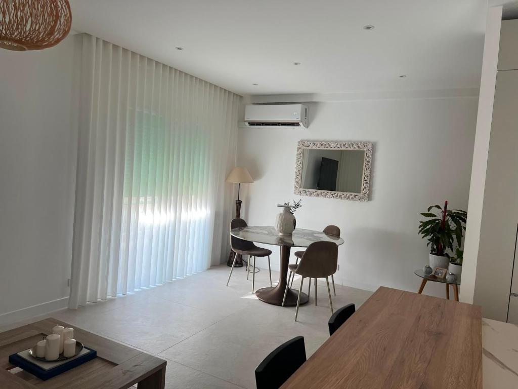 appartement de luxe à 5 minutes de la promenade des anglais, vu sur mer , proche de toutes les commodités - 5