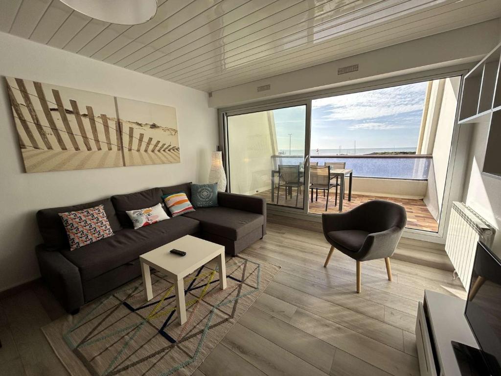 Appartement à 100m de la plage avec balcon, parking, classé 2 étoiles - FR-1-224C-66 - 4