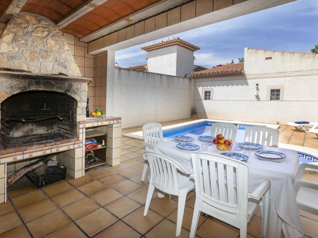 Villa Isabel by Interhome - 2