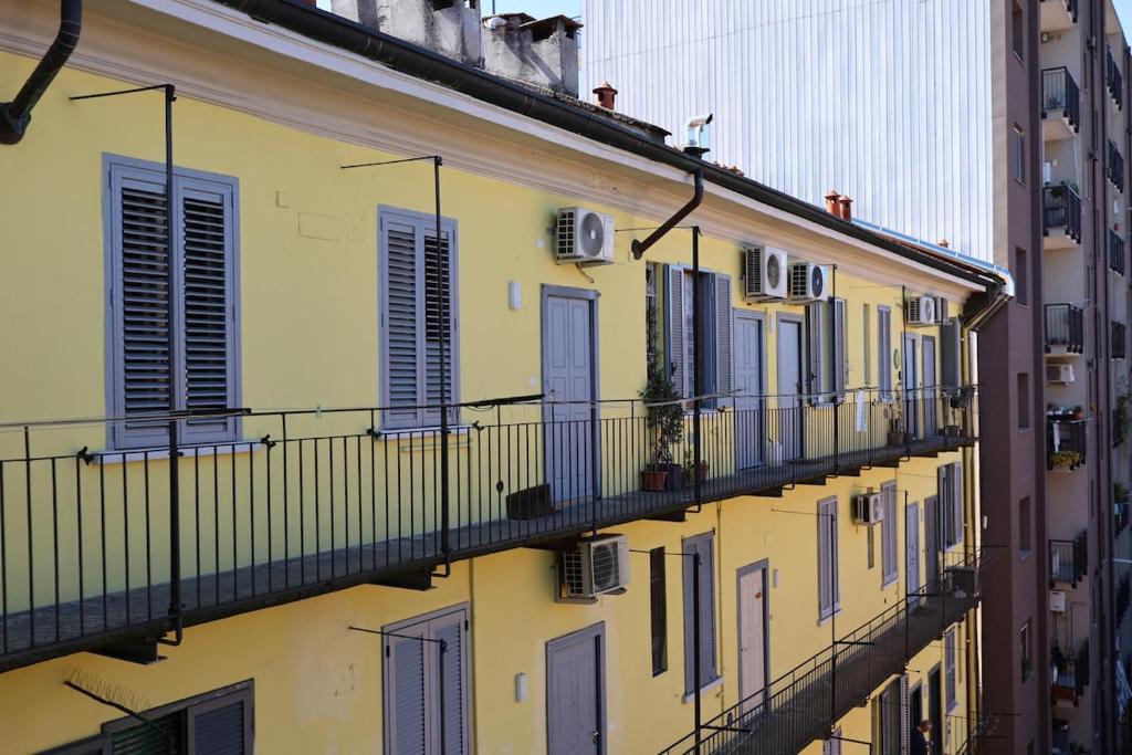 Bright Modern Flat - Easy Metro to Duomo - 3