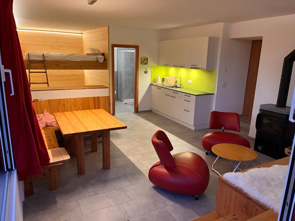 Alpine Studio - Mountain Views & Outdoor Paradise - 5