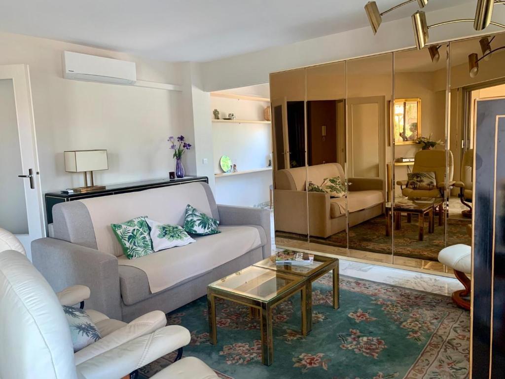 Direct Beach Access 2 Bdr Sleeps 5 - 3