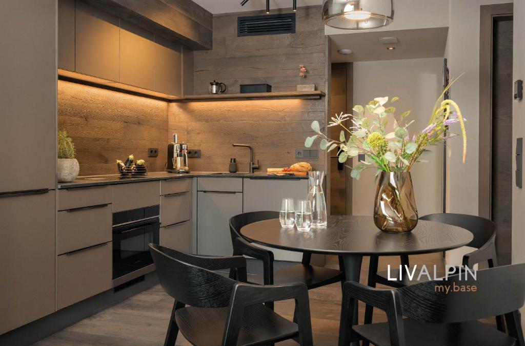 LIVALPIN mybase MOTION - 4