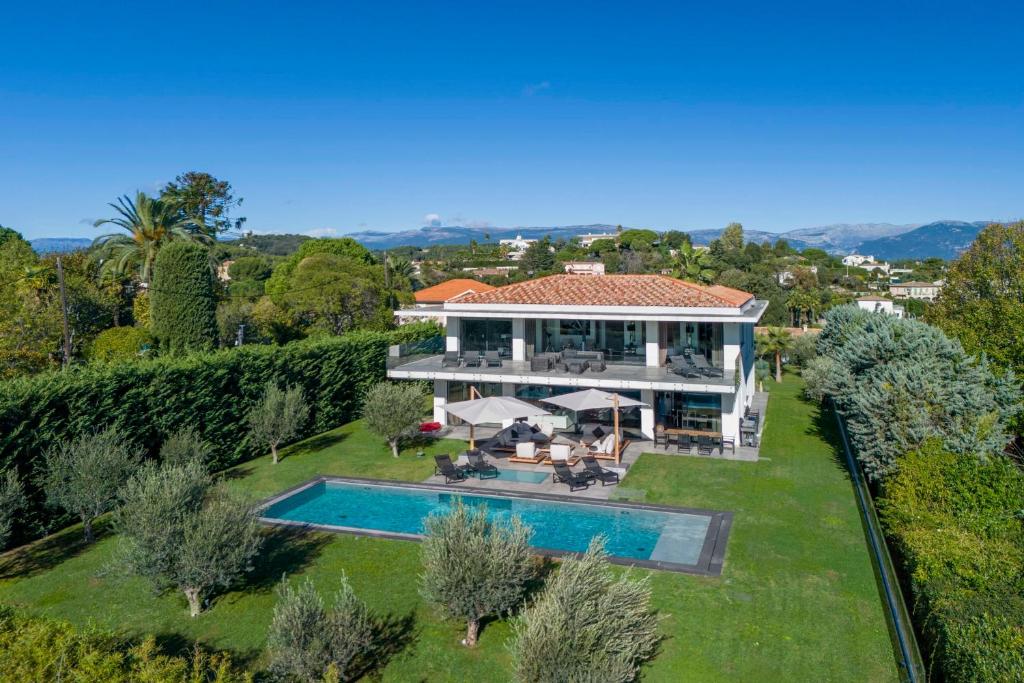 REF 2017 - Cannes - Villa vue mer à louer - 2