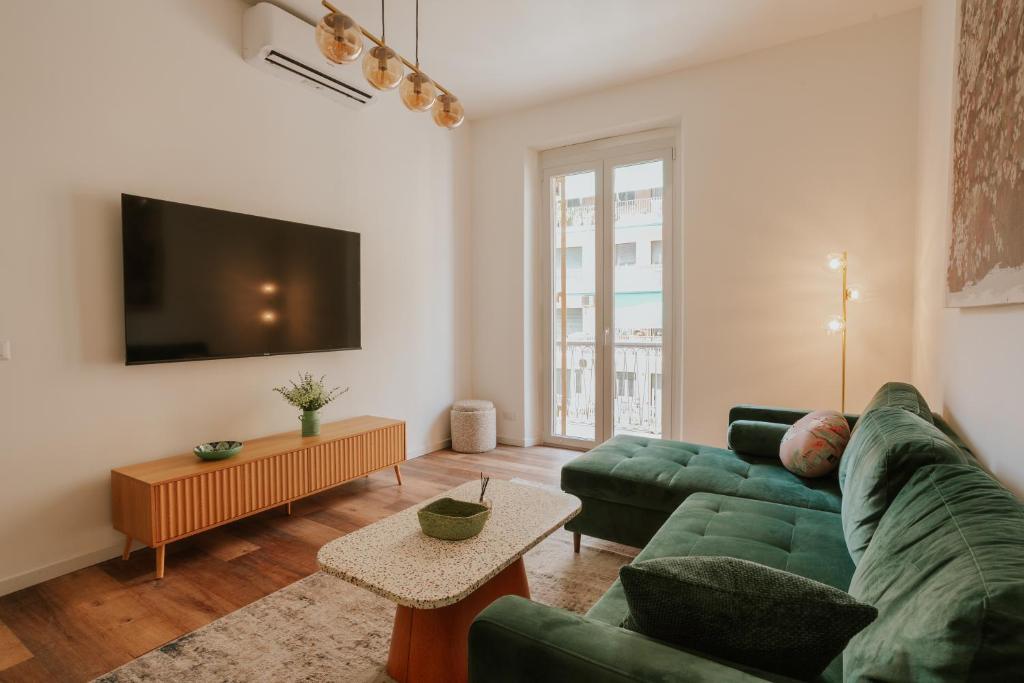 Casa Reli - Design 2BR Apartment in Furio Camillo - 1