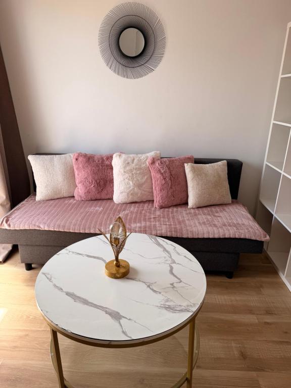 10 minutes walk from the beautiful Eiffel Tower - 5