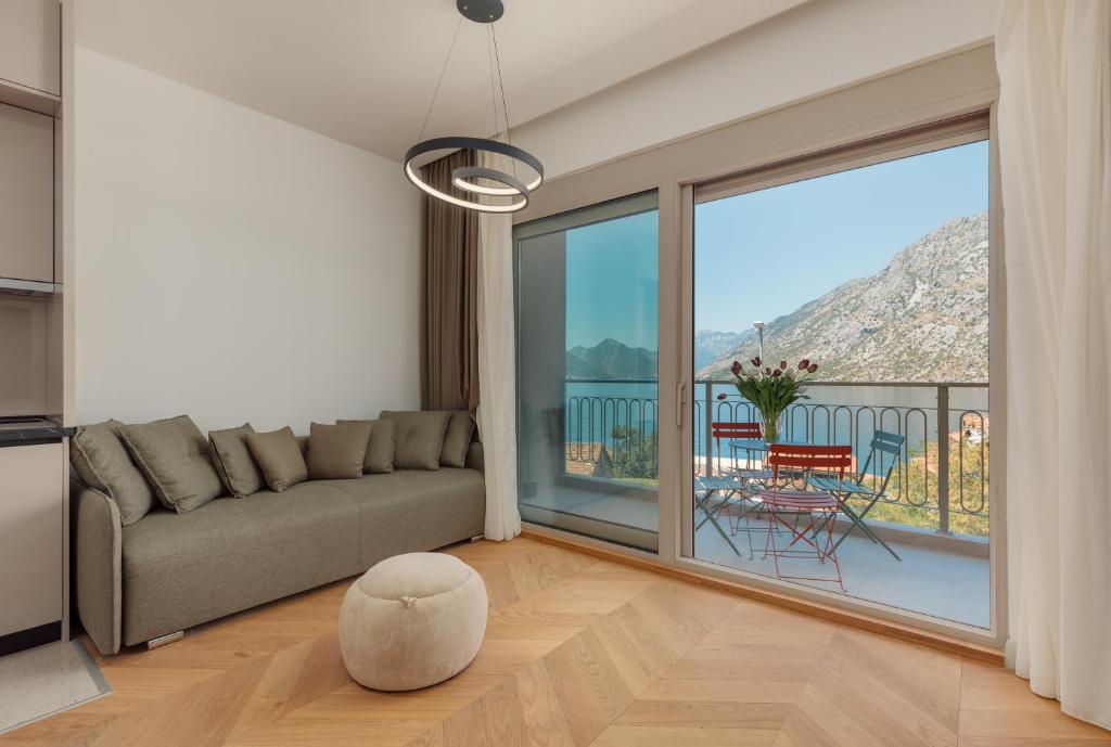 Apartment Ljuta with Sea View - 5