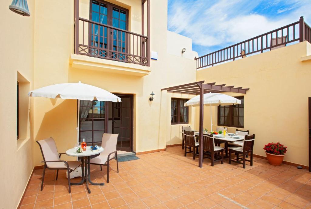 Delightful Costa Teguise Villa 4 Bedrooms Large Private Pool Villa Ellen - 4