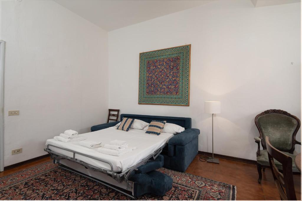 Top of Barbadori Tower River View Apartment by Ponte Vecchio - 3