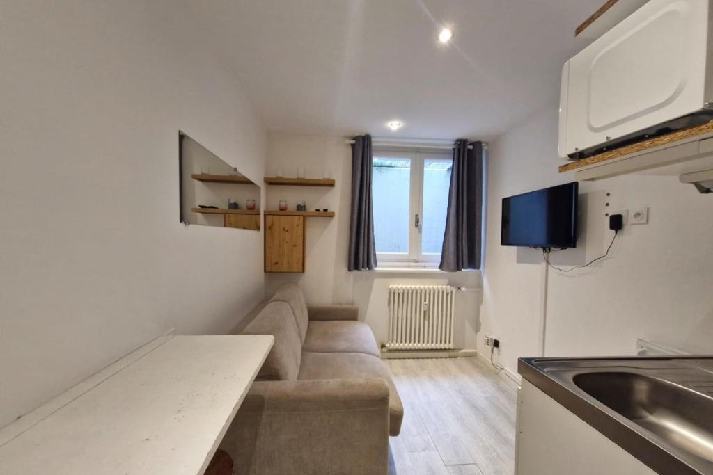 Studio pieds des pistes Rochebrune - 2