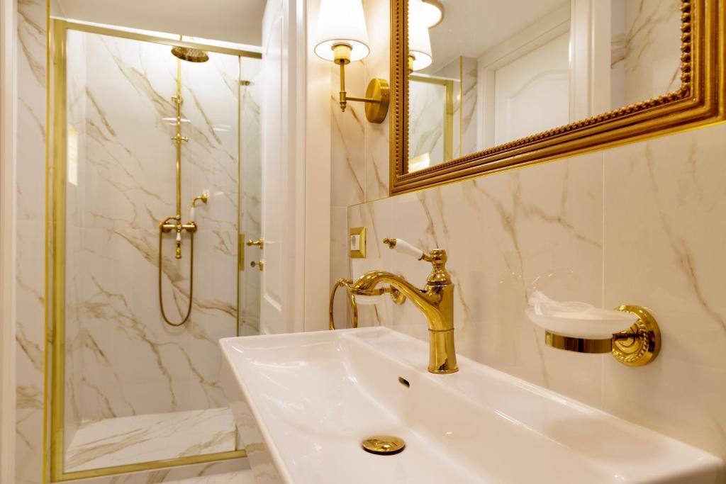 Luxury Flat Duomo e Metro a 5min - 2