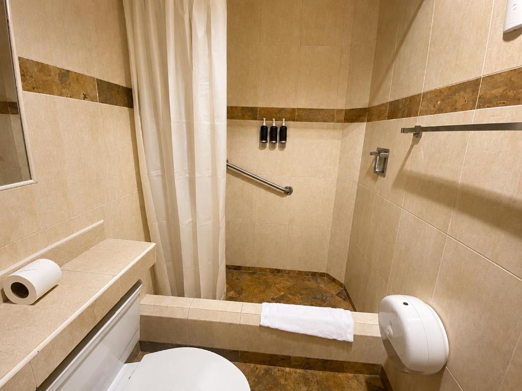 Cavi Rooms 202 - 3