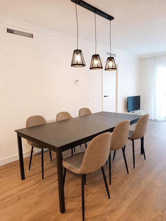 Marbella Center Beach 3BR Pool Parking - 4