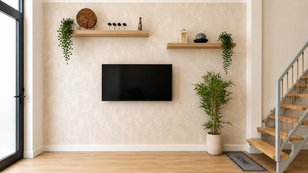 Roig Arena Suite Garden - 4