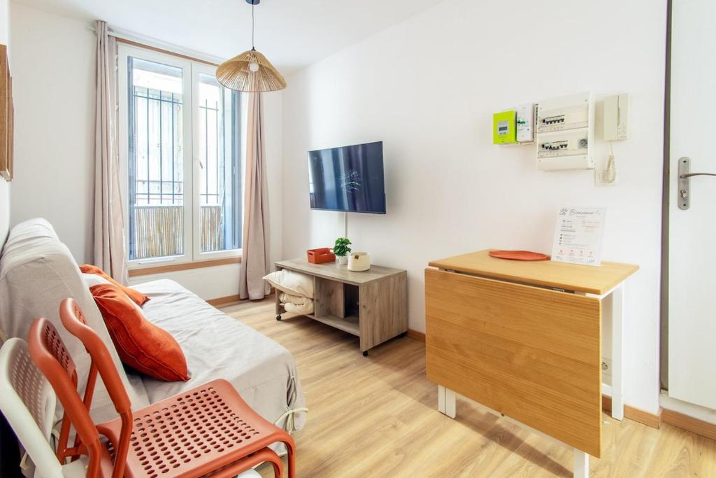 T2 rénové - Frais l'été - WIFI -SMART TV - Parking proche - 1