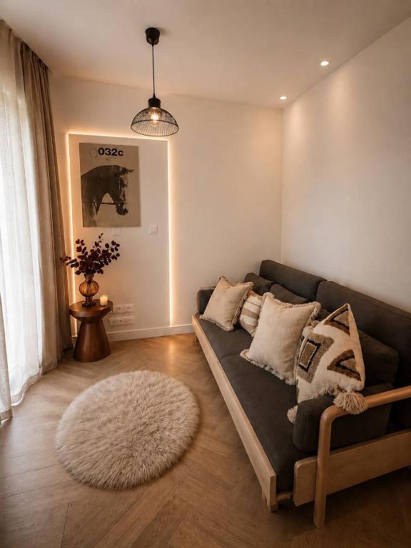 Manoir de Seine Traditional Apartments - 1