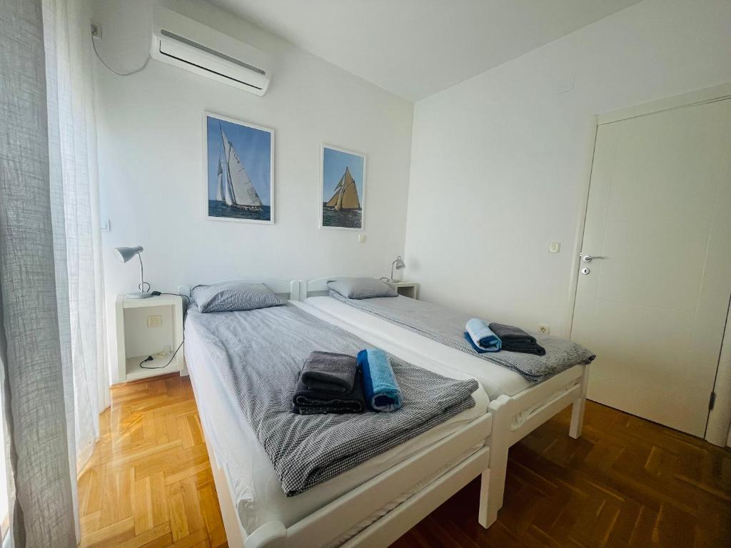 Sunny two bedroom apartment Acacia Hills C3 with shared pool - 5