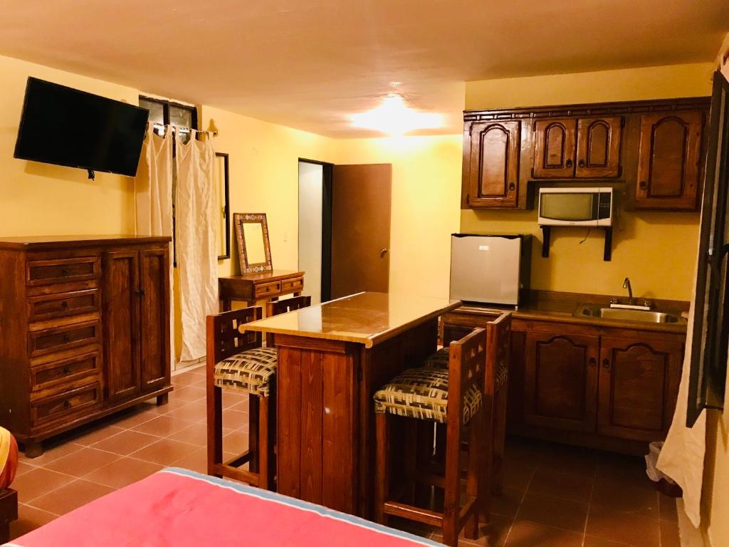 Hotel Departamentos Suites - 1