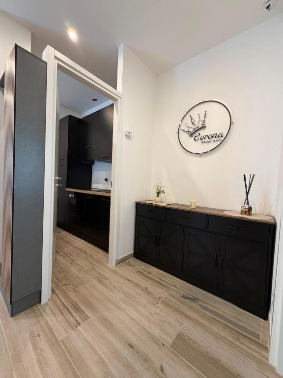 Corona boutique Rooms - 3