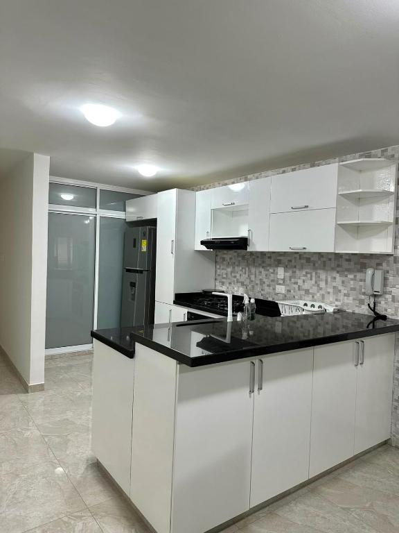 Junto a la playa, moderno y acogedor apartamento - 1