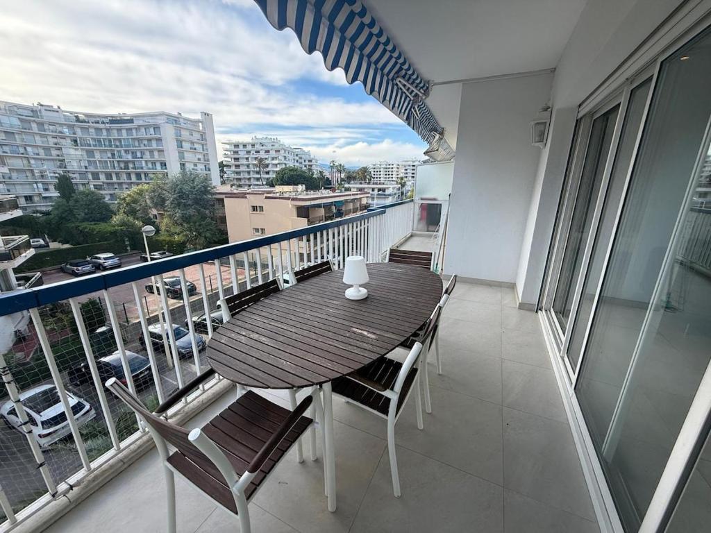 Appartement 2 chambres côté Palm Beach à Cannes - 2