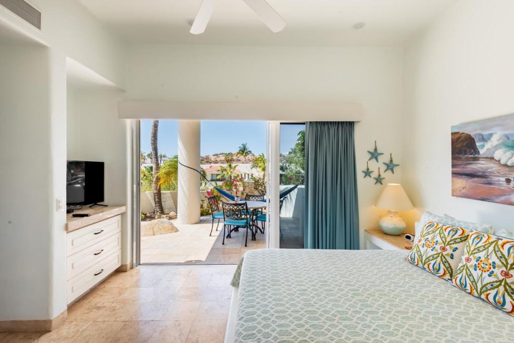 Saltwater Pool Private Villa with Ocean Views and Resort Access - 3