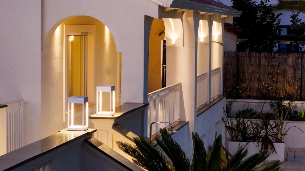 Nevada Infinity Villa with Pool, Terrace, Capri View - 2