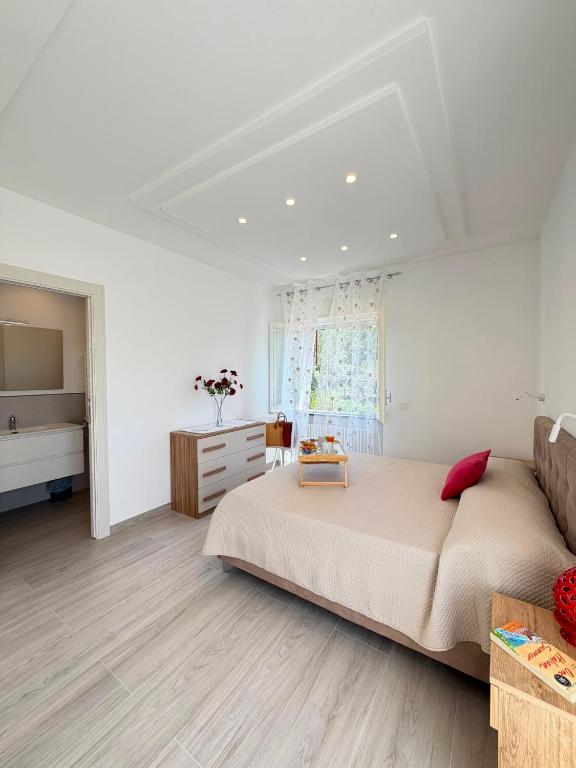 La camelia - Accogliente casa con giardino, aria condizionata, parcheggio gratuito, Wi-Fi - 3