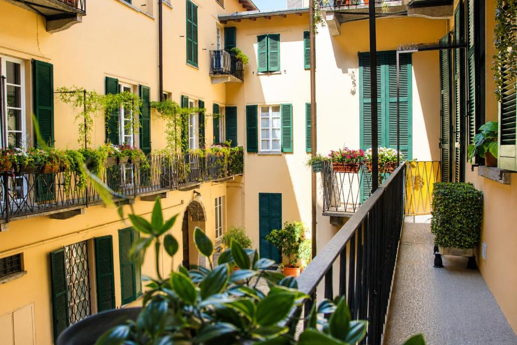 COMO CENTRAL - Brand-new flat for 5 Steps to lake A-C - 4