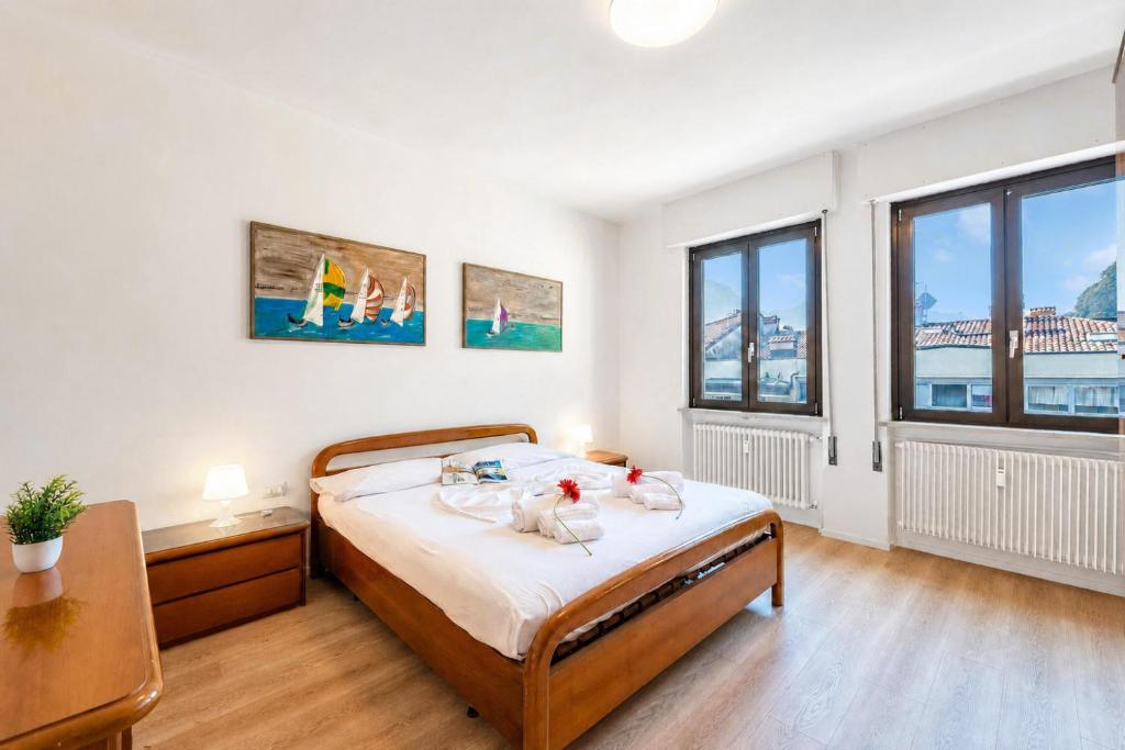 Casa Lucia in Riva Town - Happy Rentals - 4