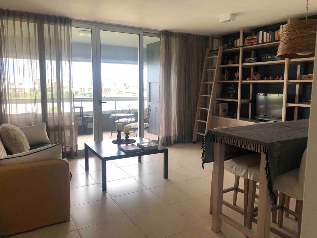 Nordelta, comfortable 2 rooms with balcony and grill - 1