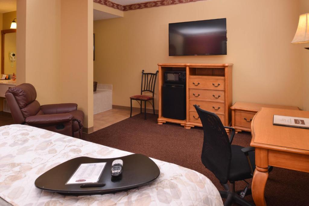 Country Hearth Inn & Suites Edwardsville St. Louis Photo 19