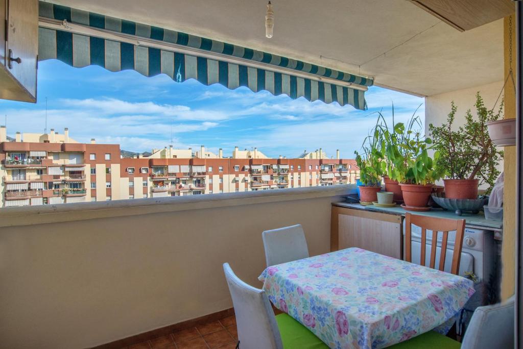 Elegant apartment in Marbella with sea and mountain view. - 1