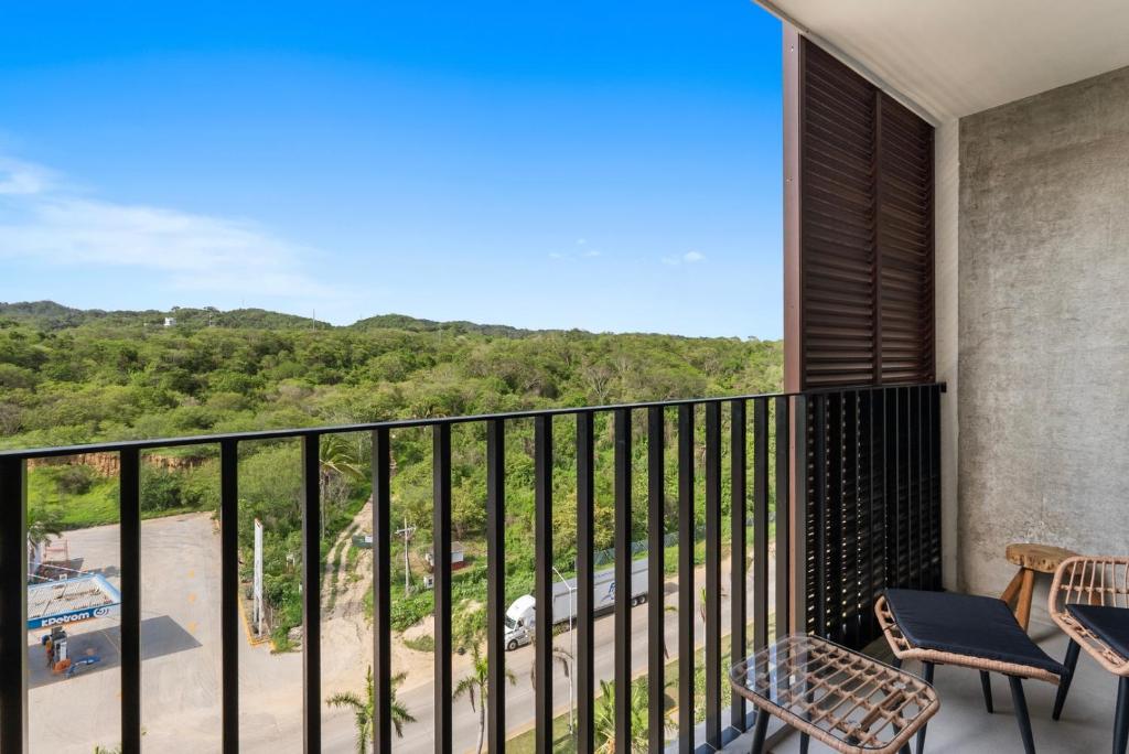 Arama Bay Bucerias | King Bed & Private Balcony - 2
