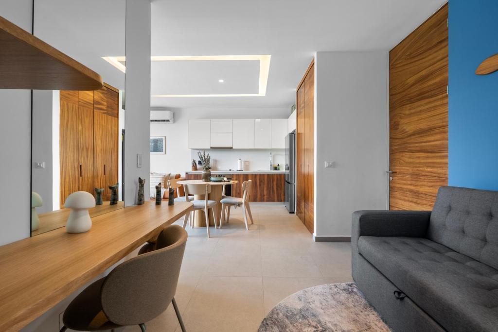 Arama Bay Bucerias | King Bed & Private Balcony - 4