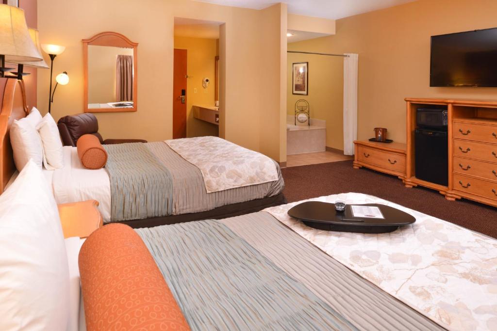 Country Hearth Inn & Suites Edwardsville St. Louis Photo 23