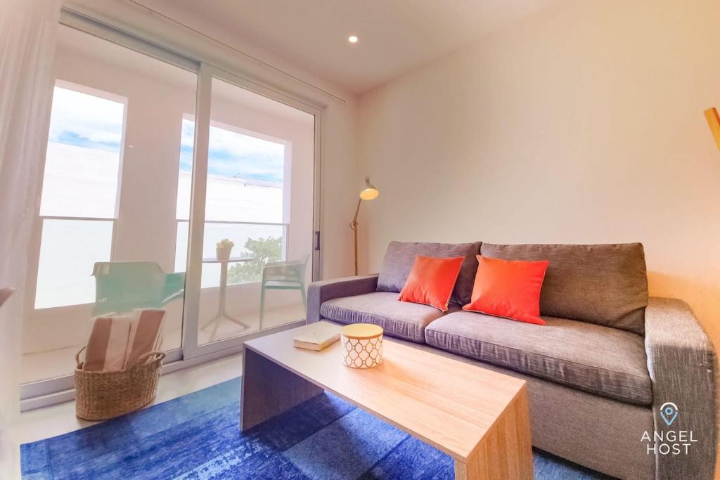 2Br W Dual Pools, Near Beach & 5Th Ave - 4
