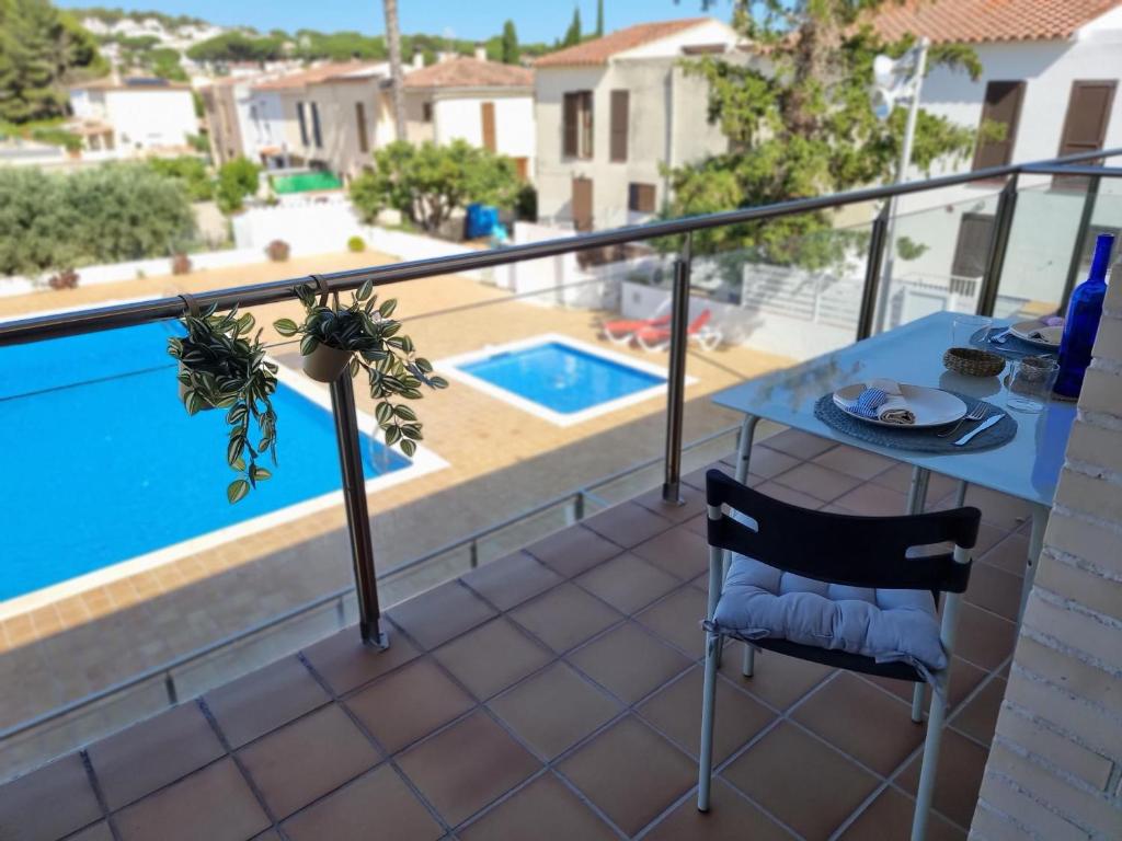 Apartamento con aire, terraza - 6 pers. - HISP-236-219 - 2
