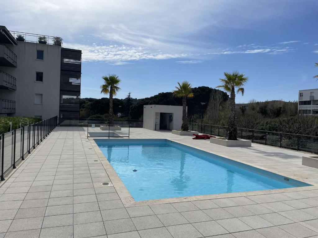 Appartement T2 avec piscine et clim - logement spacieux - FR-1-900-9 - 4
