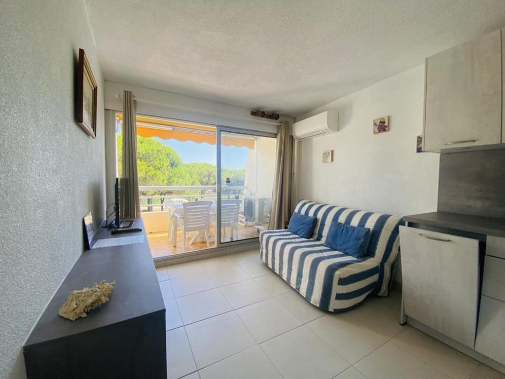 Studio cabine avec clim et parking - 4 pers. - FR-1-874-99 - 2