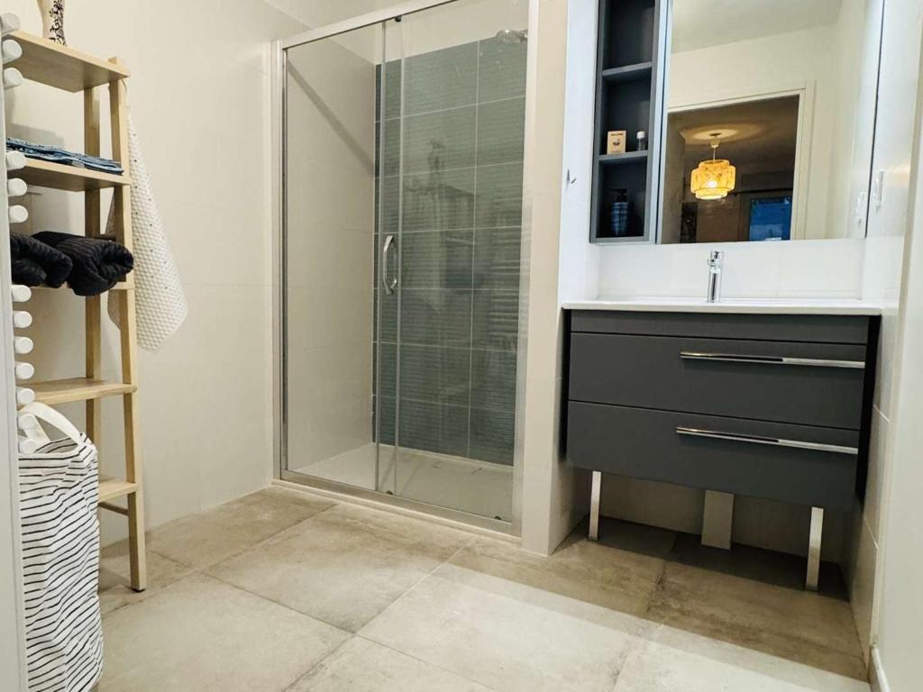 Appartement, climatisation, parking - 4 pers. - FR-1-900-12 - 5