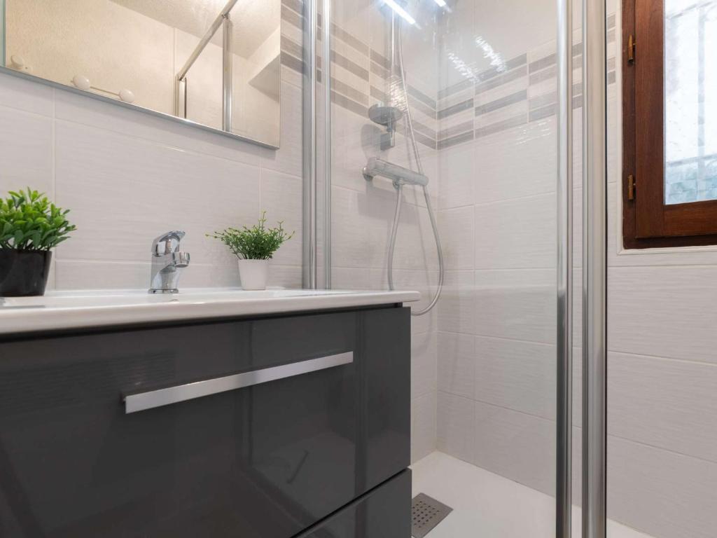 Appartement calme, parking inclus - 6 pers. - FR-1-296-547 - 3