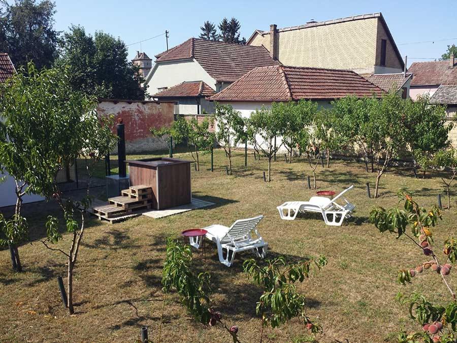 BedRenter Private Garden Retreat for Two with Private Wood-Fired Hot Tub - 5