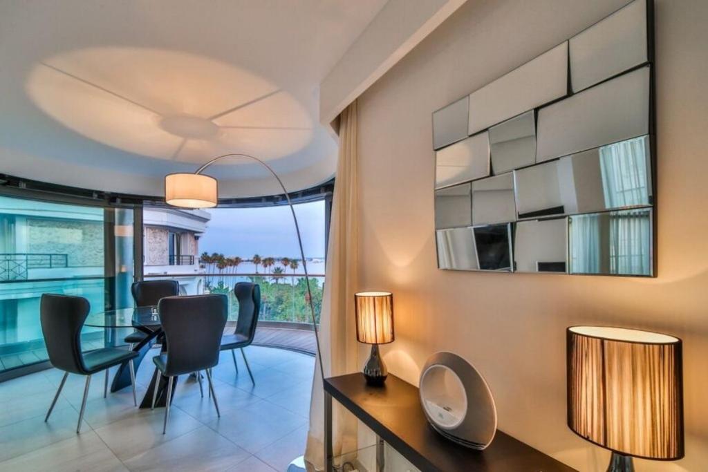 7 Croisette 3-room 135 m - 2
