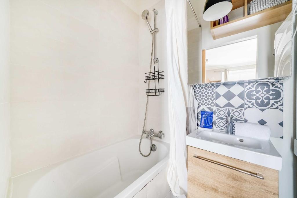 Cozy Apartment 2BR 3P - Paris 17e - 3