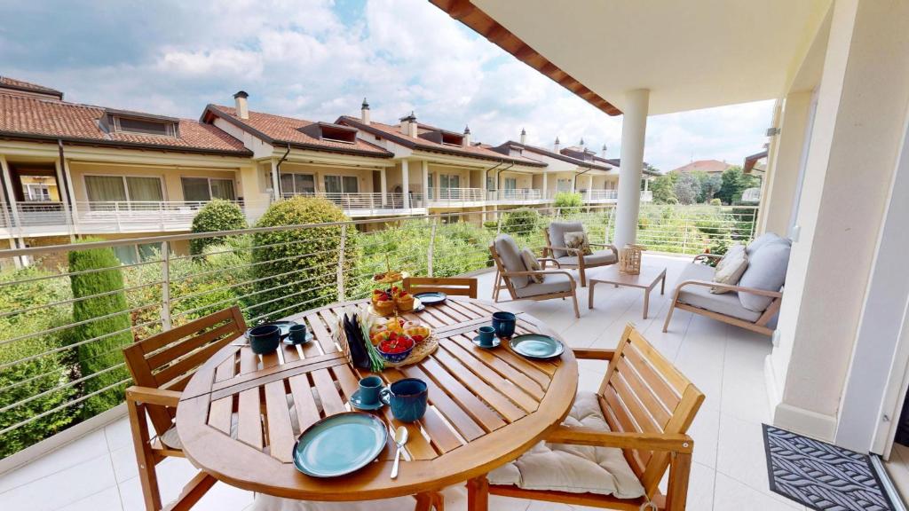 Sirmio Dream View Suite by Bookinggardalake - 5