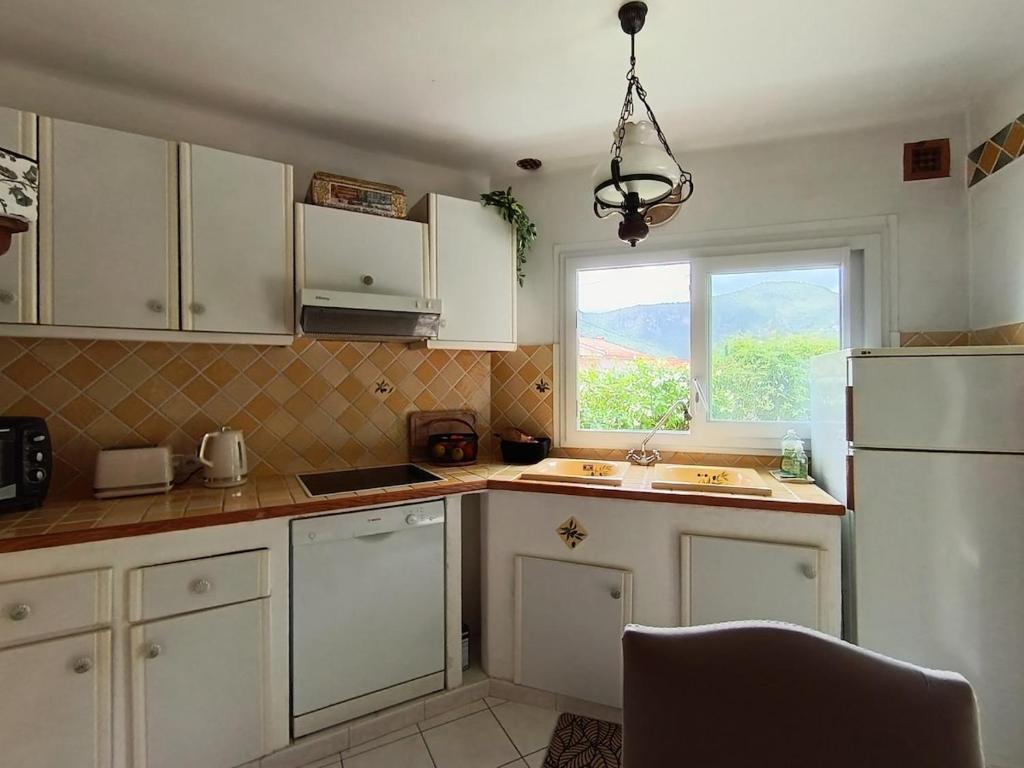 Maison Alkinoos - Jardin vue sur le Baou - 4