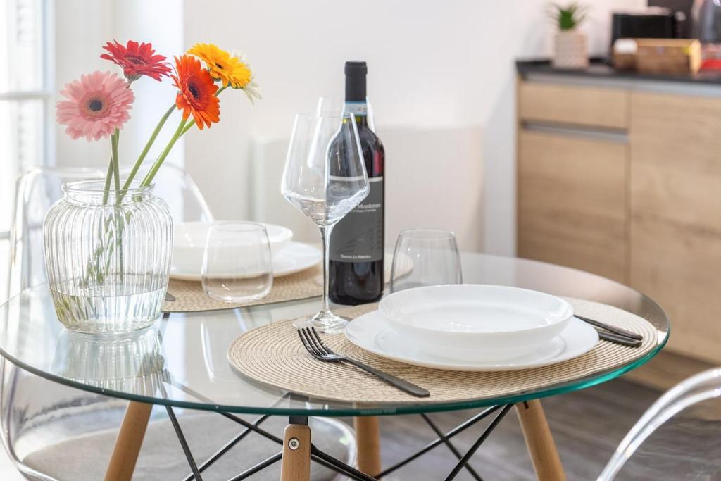 Urban Oak Suite - Station 1 min & Private Patio - 3