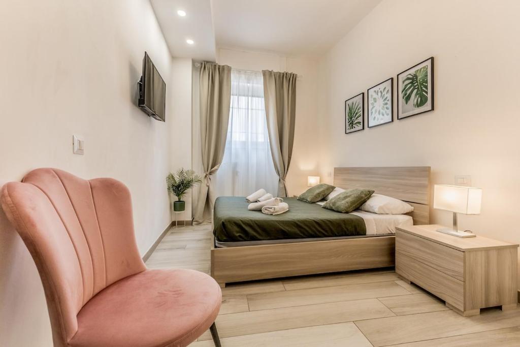 Modern Trastevere Base for Your Rome Adventure - 1
